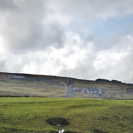 Nyaraló 11 Court Doolin